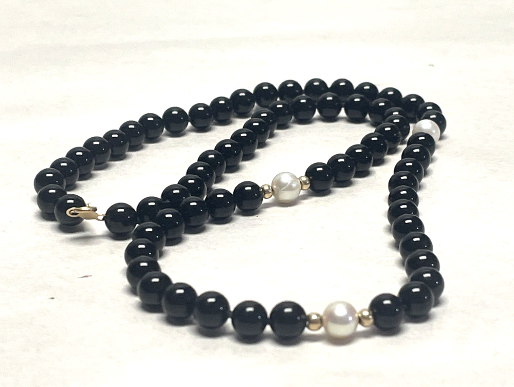Black Onyx & Pearl Beaded Necklace 18" 14K Gold Clasp 21g Vintage